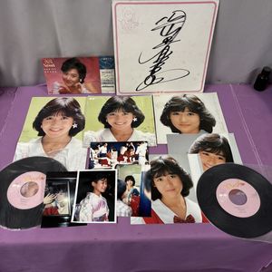 岡田有希子 サインの値段と価格推移は？｜7件の売買データから岡田