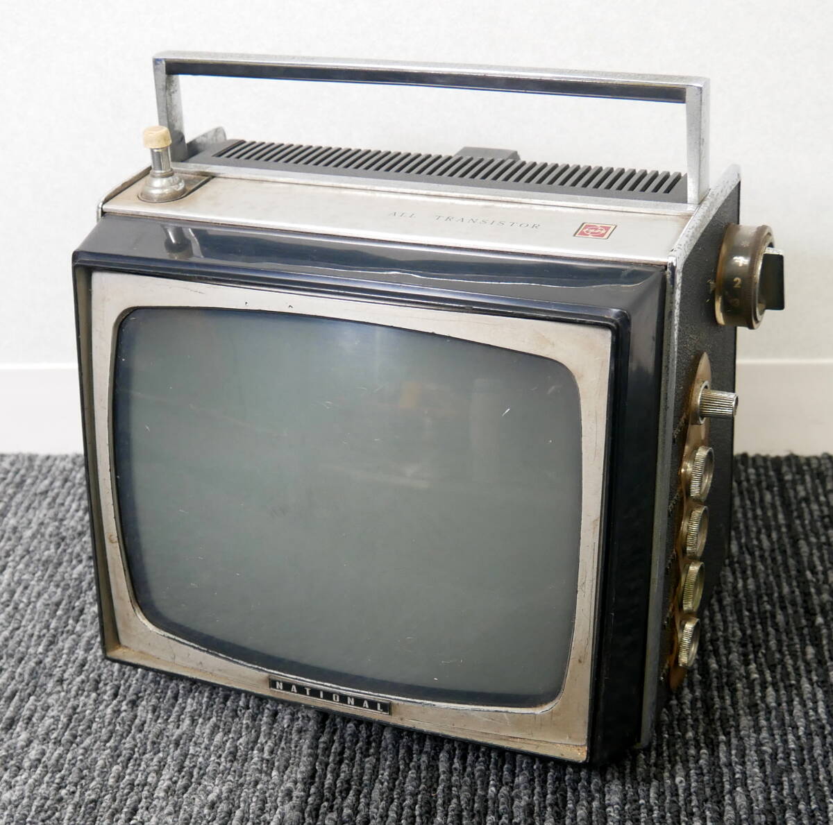 ナショナル トランジスタテレビの値段と価格推移は？｜2件の売買データ