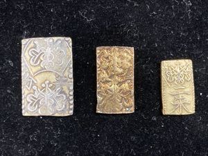 一朱金 一朱金の値段と価格推移は？｜5件の売買データから一朱金の価値が