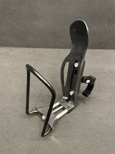 オイル缶ホルダーの値段と価格推移は？｜4件の売買データからオイル缶