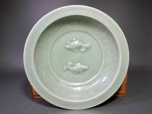 龍泉窯 皿の値段と価格推移は？｜28件の売買データから龍泉窯 皿の価値