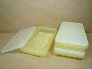 レトロ タッパーウェアの値段と価格推移は？｜13件の売買データから