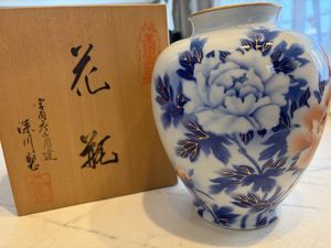 深川製磁 宮内庁御用達 花瓶の値段と価格推移は？｜29件の売買データ