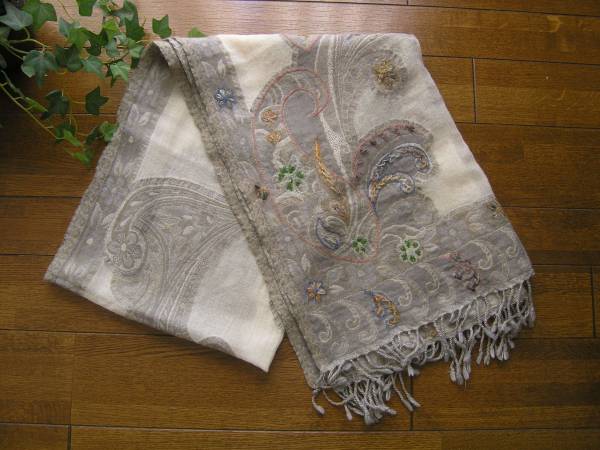 ★★ナラカミーチェ　大判ストール　刺繍★★ウール