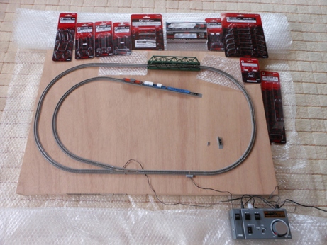 ロクハン　Zゲージ　DD51-1000+コキ1062両+レール一式・ボード別