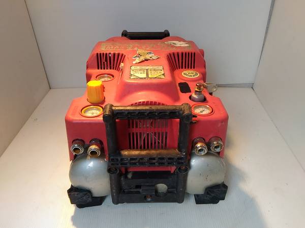 マックス ジャンク MAXエアコンプレッサー（AK-HL1030E） Yahoo 