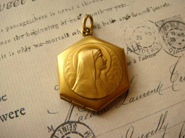 FRANCE/ヴィンテージ/メダイ/ロケットペンダント/マリア/ルルド