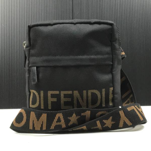 ★FENDI★ フェンディ ナイロンキャンバス ショルダー a674-18