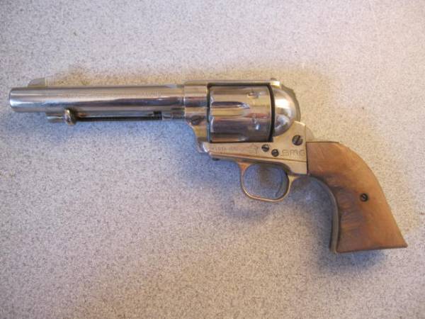 モデルガン　　４