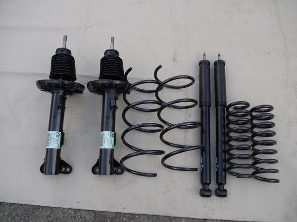 ★F-1826　ベンツ　CLK　W209　純正　ショック　サス　セット