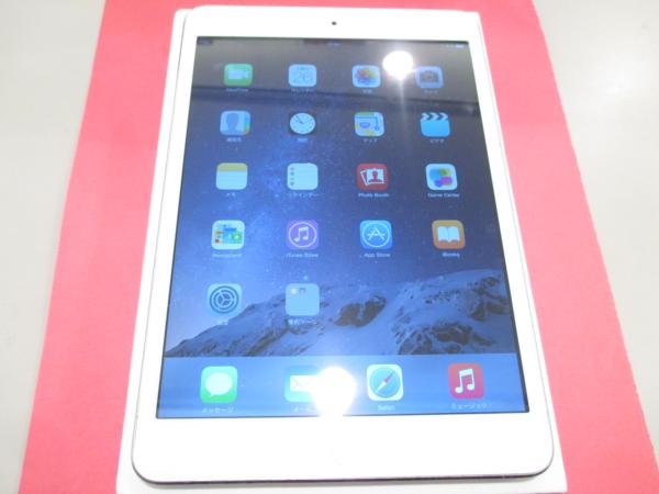 ☆Apple iPad mini 2 Wi-Fiモデル シルバー 32GB 中古品☆