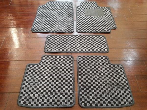 カロ調足マットアウディA8 A3 TT 100 90 80 Q7 RS4 S4 S6 S8 f