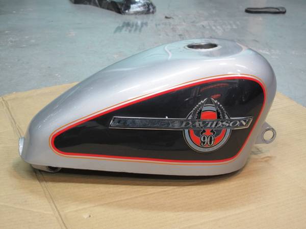 XLH1200　90周年タンク　スモール　純正　中古格安