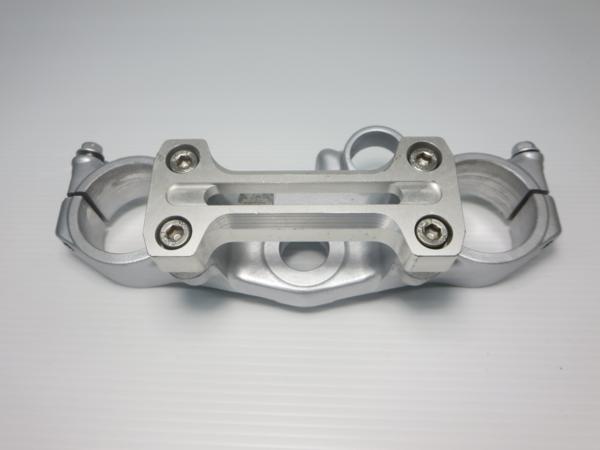 激安　CRM250AR　純正トップブリッチ　アルミ MD32　売り切り