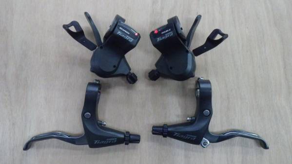 未使用 SHIMANO（シマノ）TIAGRA SL-4700＆BL-4700 フラットバー