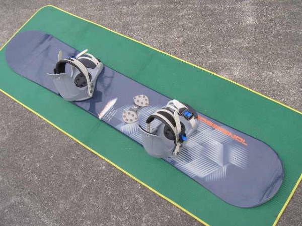 ROSSIGNOL！ロシニョール！スノーボード！金具付(159cm)