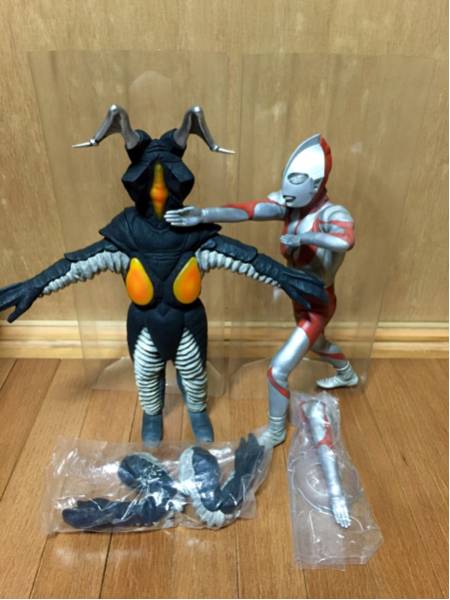 CCP ウルトラマン 発光 八つ裂き光輪 ゼットン フィギュア王限定