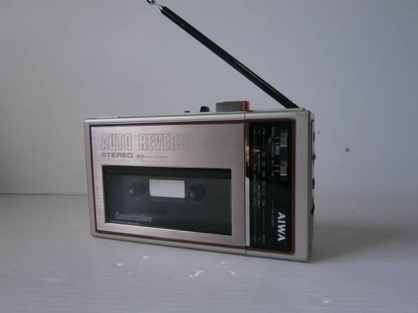 AIWA HS-J2 美品 ジャンク AIWAHS-J2美ジャンクです