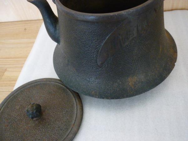 ◆z-0728 鉄器 鉄瓶 栗原特製 蕾み 葉模様