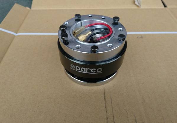 クイックリリース ステアリングボスとは Works Bell ワークスベル 車検