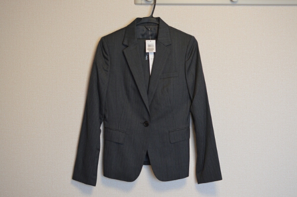 【送料込】UNTITLED ON CLOSET スーツ グレー サイズ３ 新品