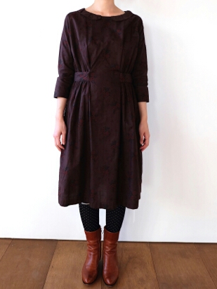 GASA / 記憶の色分け フリルプル ワンピース (ダークブラウン)