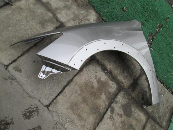 ＹＡＭ　エクシーガ　クロスオーバー７　純正　左フェンダー