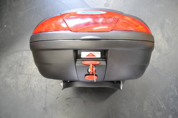 【MFD神戸店】　汎用TOPケース　中古