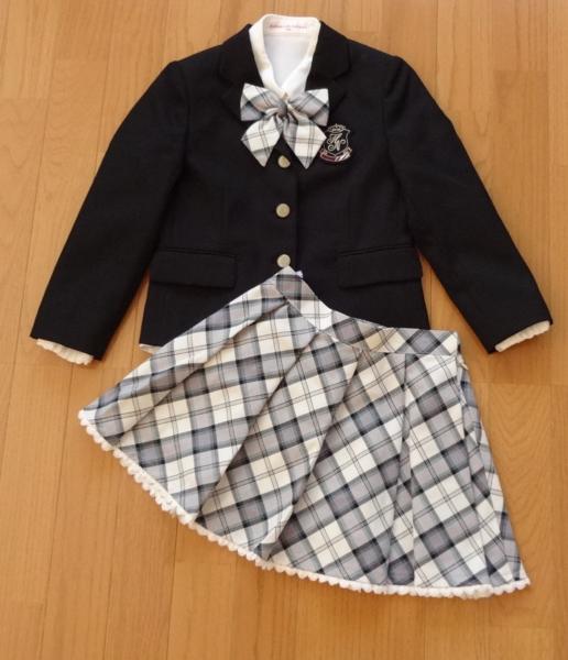 Ｆ2）ヒロミチナカノ★黒ブレザー×チェックスカートスーツ*120