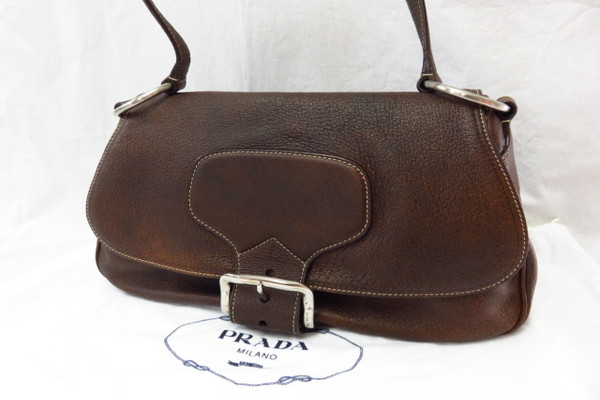本物■極美品■プラダ■レザーショルダーバッグ■21万■zr33z