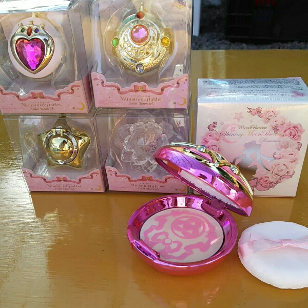 セーラームーン　シャイニングムーンパウダー　タブレットセット