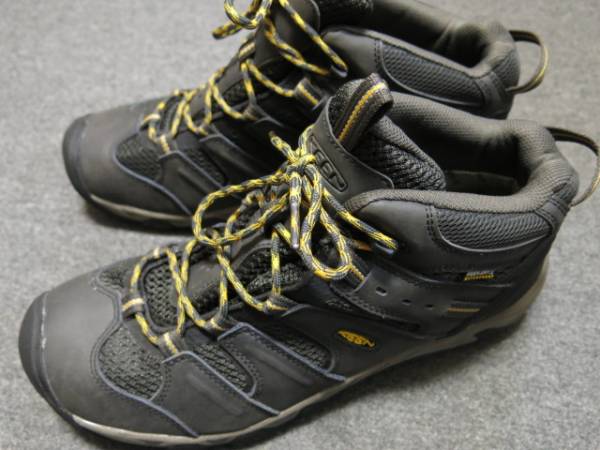 新品KEENキーン☆Koven Mid WP　トレッキングレザーシューズ31cm