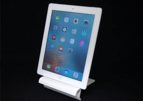 1円～ au iPad4 Retina Wi-Fi+Cell MD525J/A 16G 白 Aランク