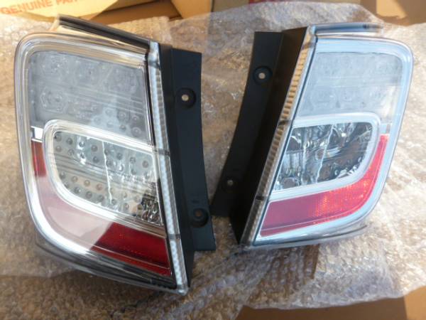 ★美品★ホンダ フリード ハイブリッド テールレンズ 後期 左右