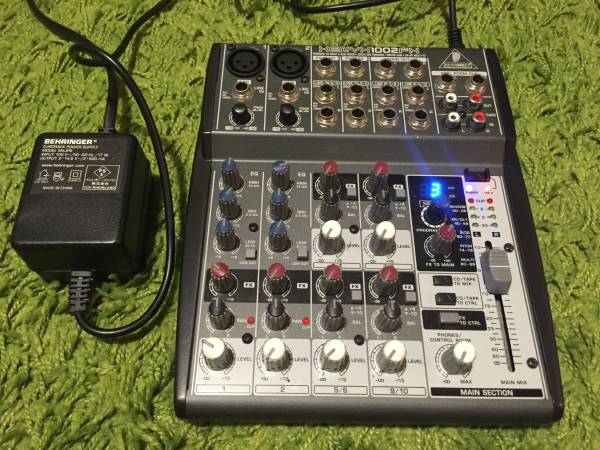 BEHRINGER / XENYX 1002FX - エフェクト内臓小型ミキサー