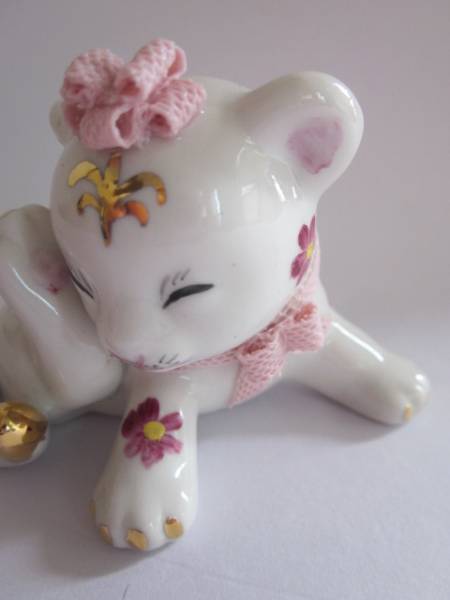 ≪≫ アイリッシュ ドレスデン とても可愛い！仔猫 リヤドロ 工芸品