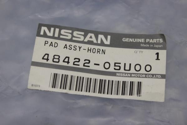 3N-X011　BNR32　ホーンボタン　前期用　スカイラインGT-R