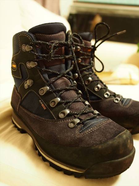 AKU　コネロ　GTX　EU40　25センチ　美品