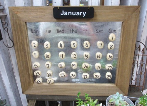 ティン＆木製マグネット式 万年ストーンカレンダー/CNZ978