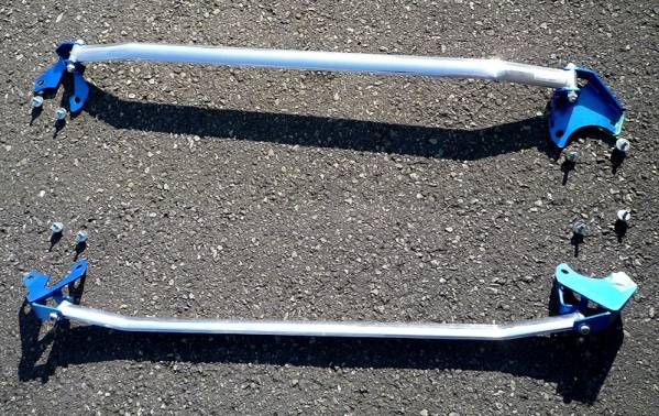 ジューク(YF15/F15/NF15) CUSCO(クスコ)Frタワーバー タイプOS