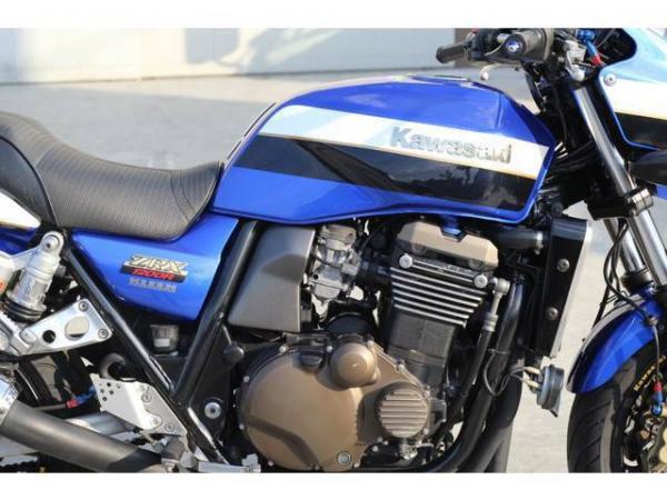 ZRX1200R