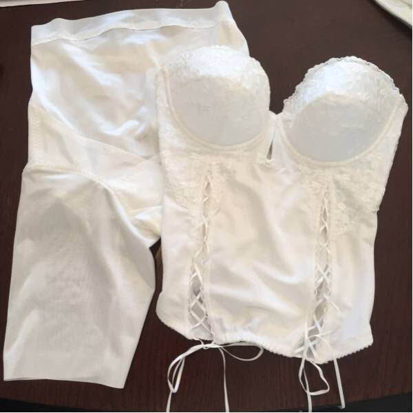 ウエディング ブライダル インナー マタニティ☆ビスチェ D70