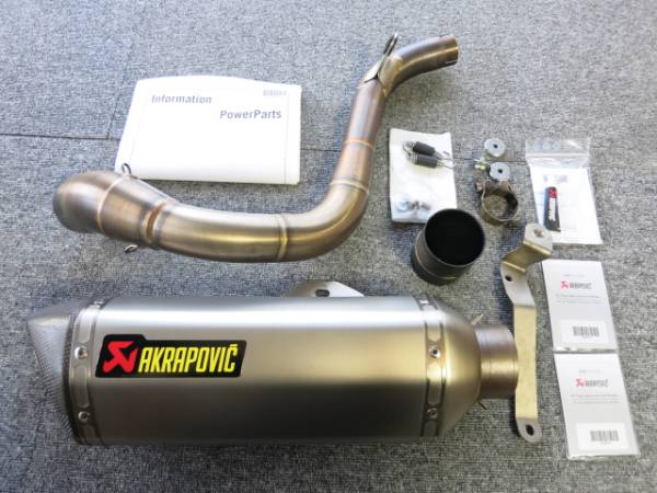 美品 KTM 125/200 DUKE アクラポビッチ スリップオンマフラー