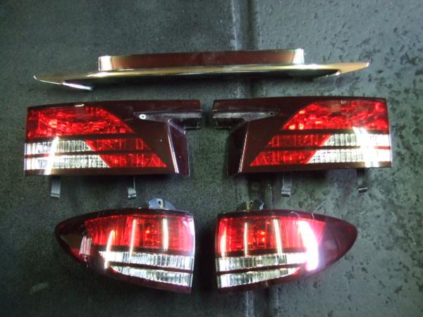 (6746-L)エスティマ(ACR30W) 後期 テールランプセット