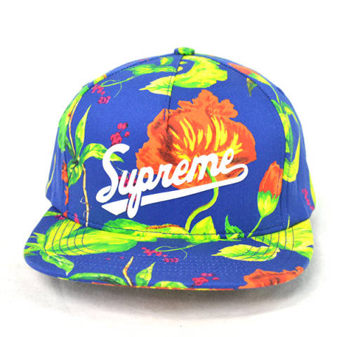 SUPREME(シュプリーム)フラワー総柄スナップバックキャップ