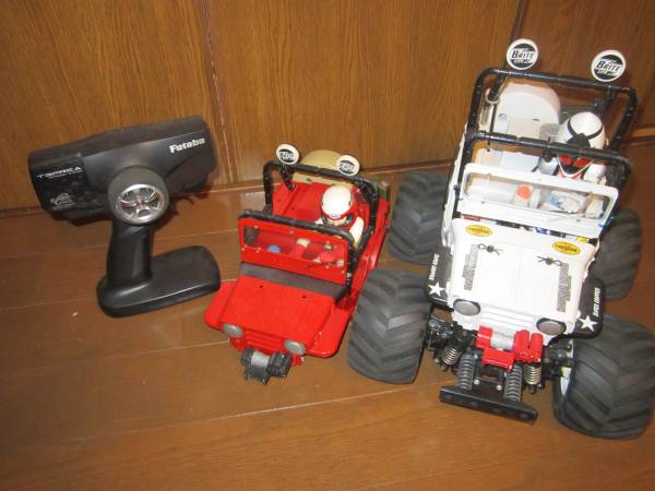 田宮ワイルドウイリー２ 中古 送受信機　おまけボディー付き