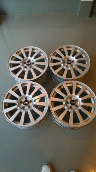 BBS スバル純正 17インチ ★オマケラック着き★