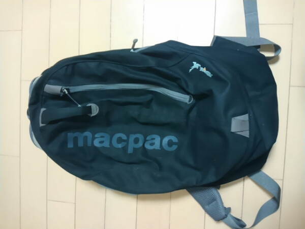 マックパックmacpac リュック デイパック