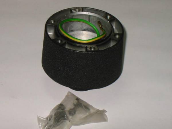 べレット　フローリアン　１１７クーペ等NARDI専用ボス 未使用