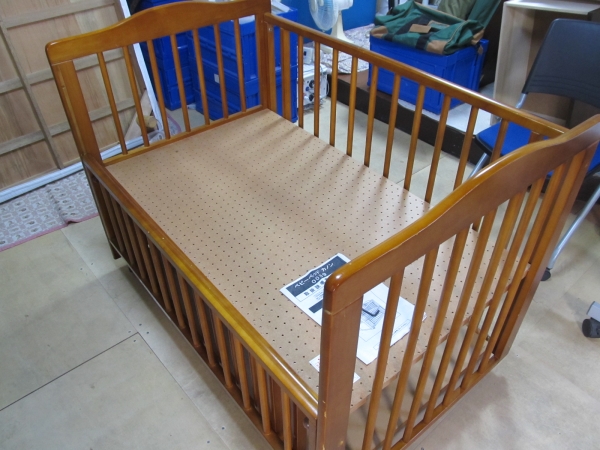 ベビーベッド KATOJI 木製 中古